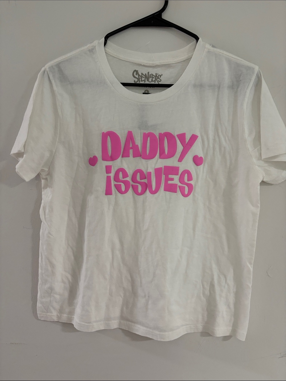 Spencers White 'Daddy Issues' Graphic cropped Tee with Pink Print size large nwt